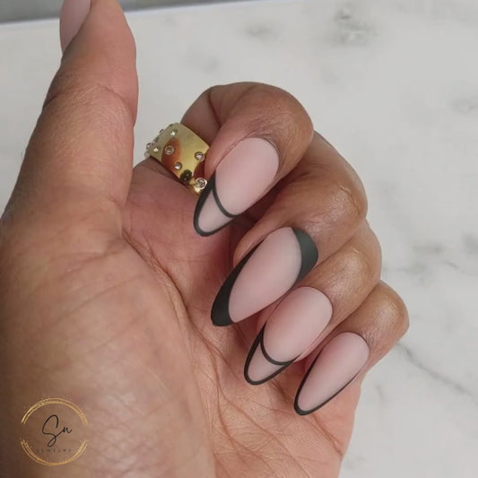 Modern Touch - Nails